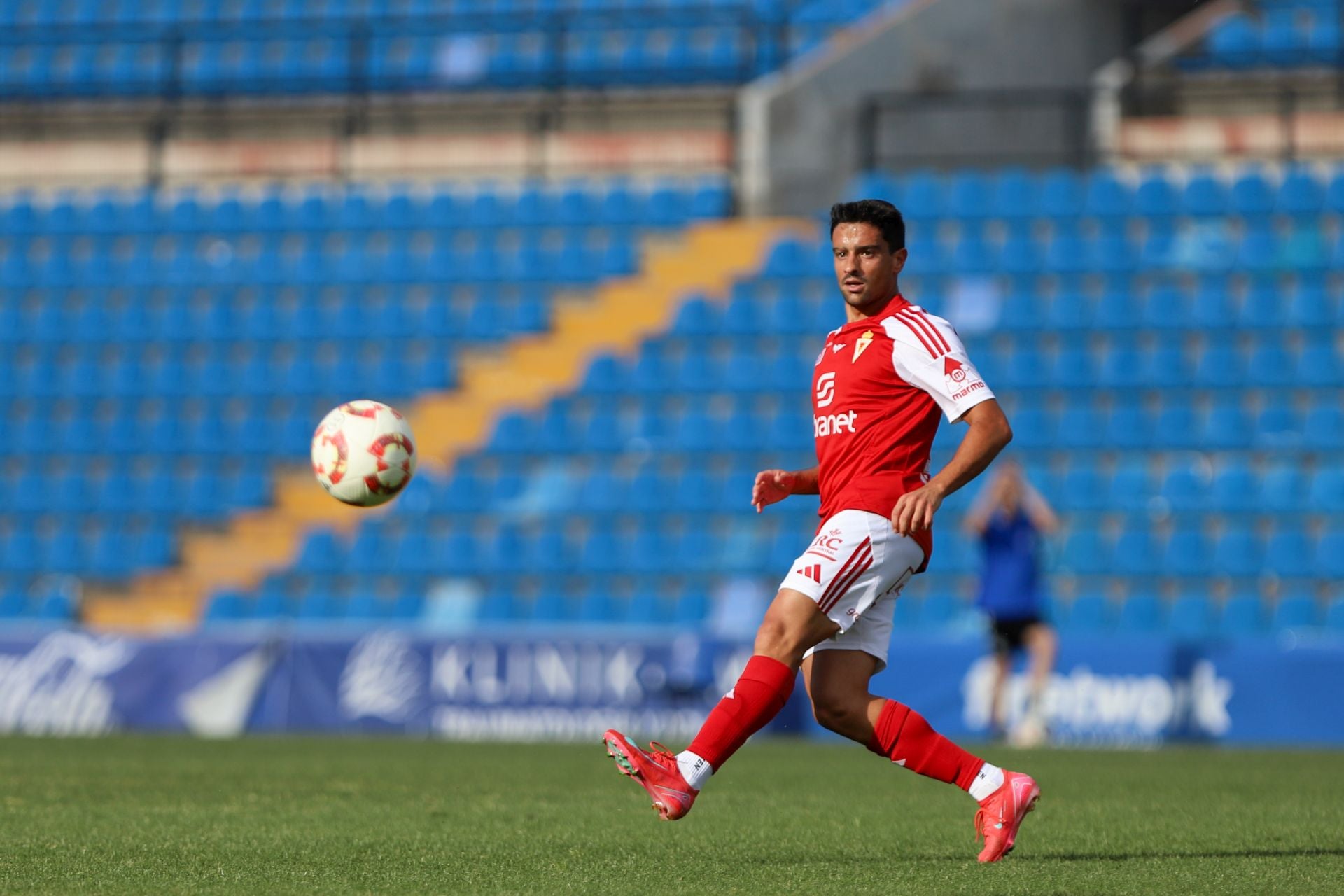 Las imágenes del partido entre el Intercity y el Real Murcia