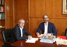 Hugo Morán junto a Francisco Lucas, este martes, en la sede del Miteco en Madrid