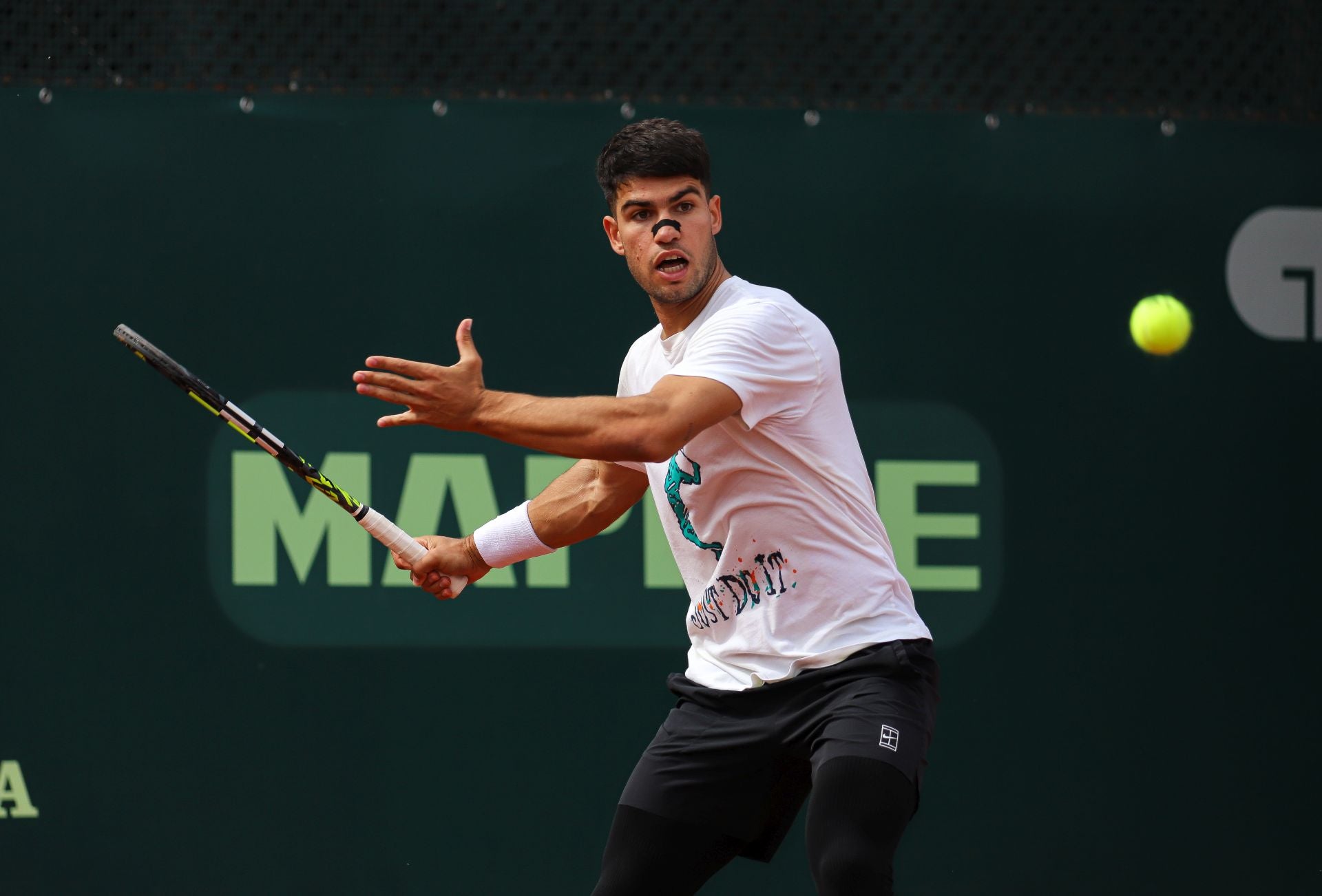 Carlos Alcaraz sopla las velas en Murcia