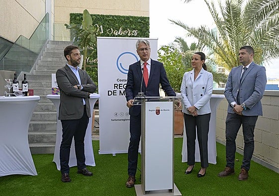 Juan Francisco Martínez, Lluís Tolosa y Carmen Conesa.