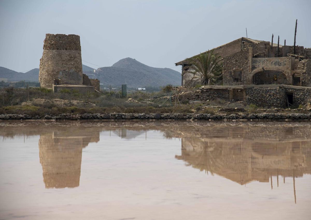 Imagen secundaria 1 - Imágenes de las salinas el pasado septiembre. 