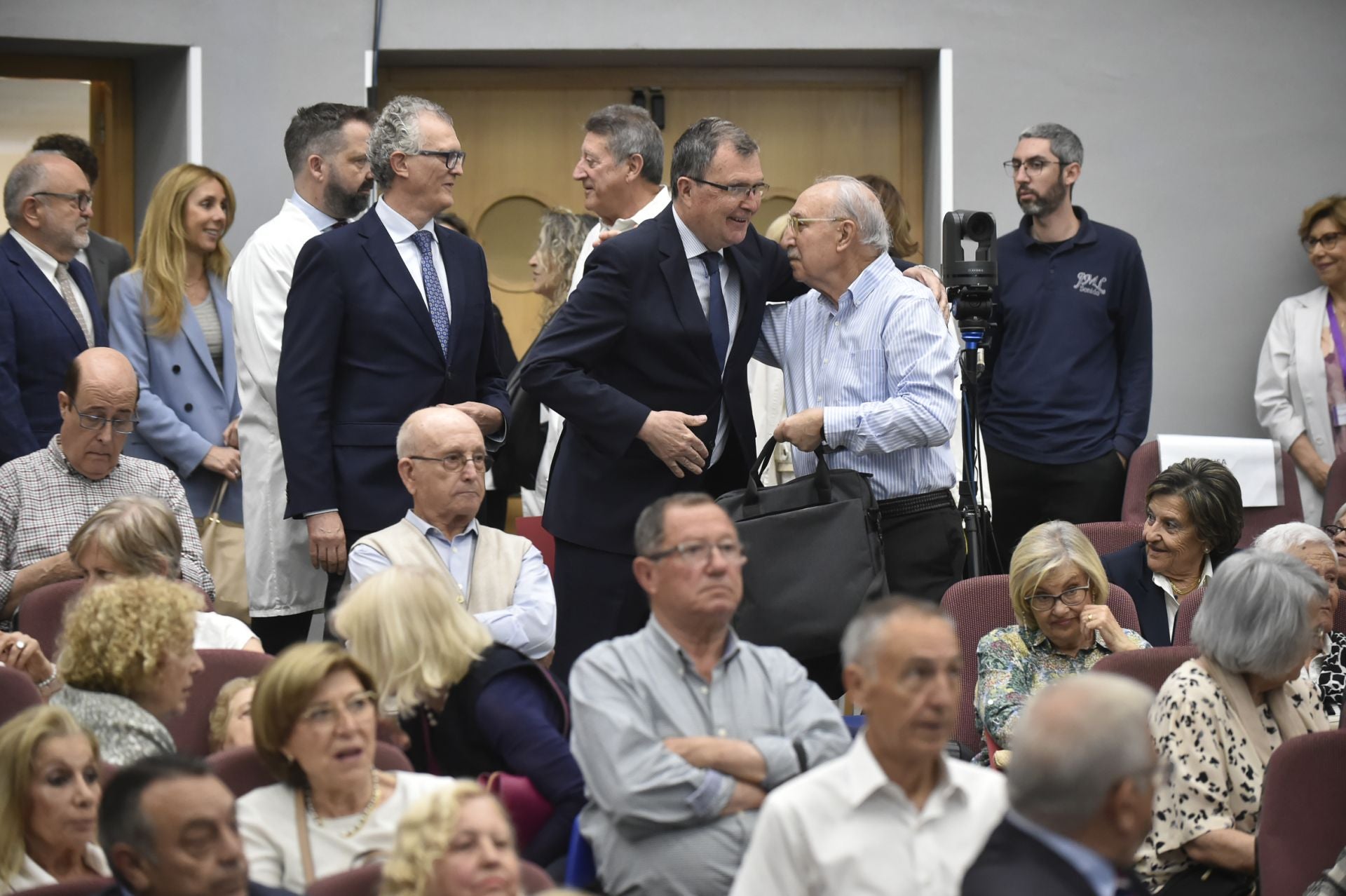 En imágenes, el homenaje a los trabajadores de La Arrixaca por su 50 aniversario