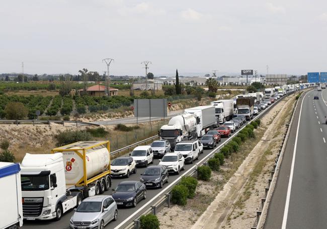 Retención provocada por el accidente.