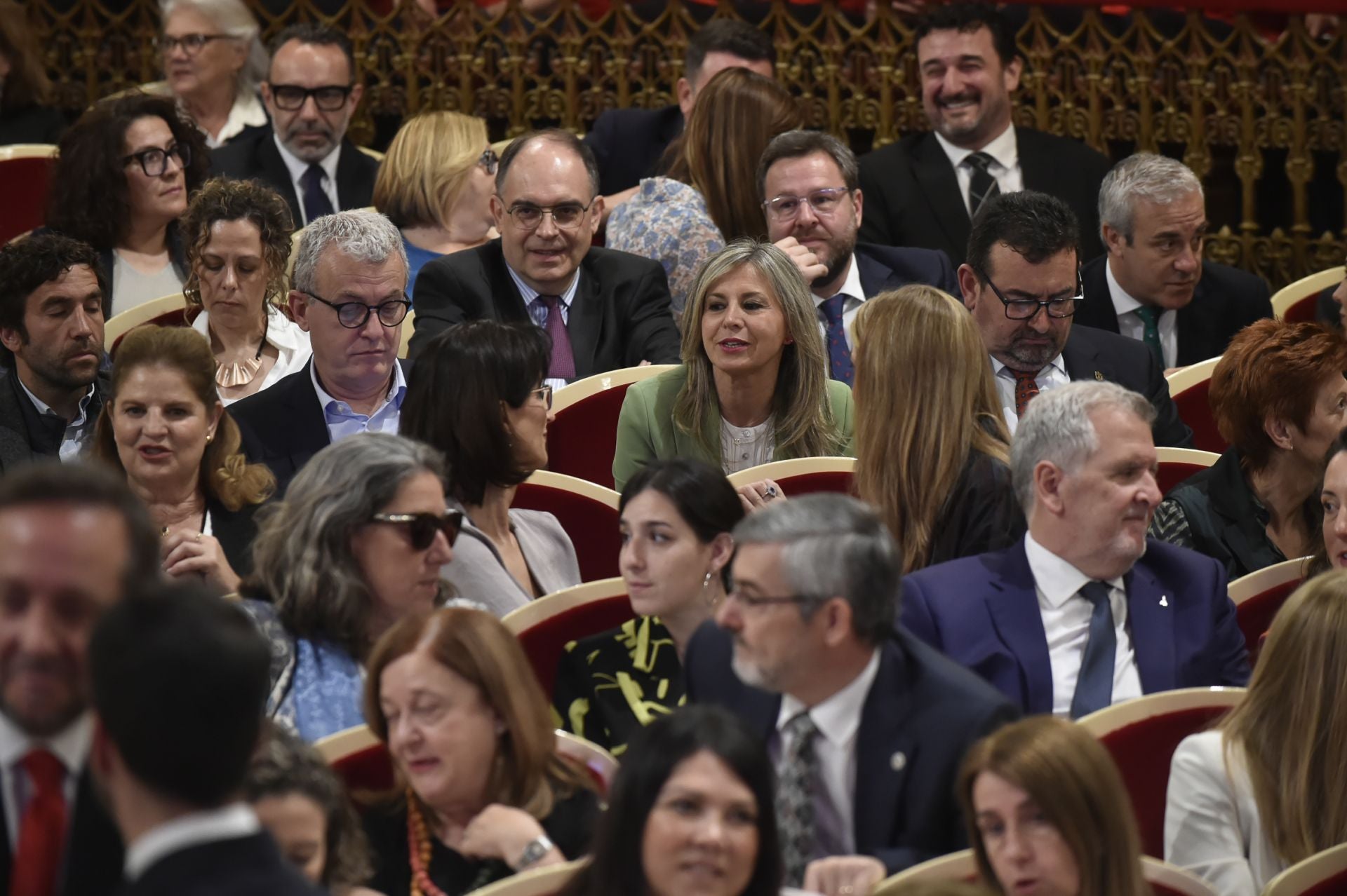 El acto de entrega en Murcia de los premios de Cruz Roja, en imágenes