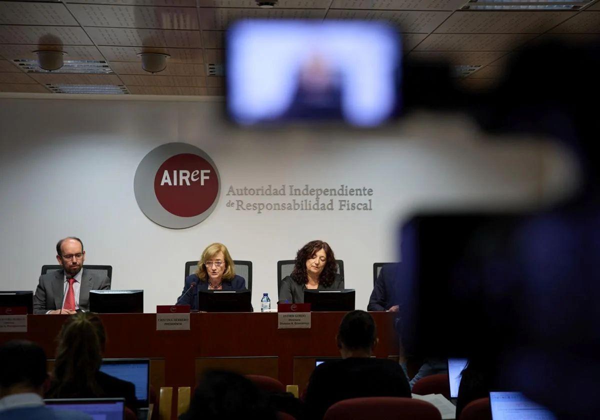 La airef estima que el gasto crecerá en la región por encima de la tasa de referencia hasta 2027 | la verdad