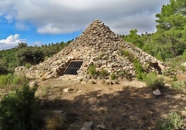Pozo de la nieve de la Sierra del Carche, en la comarca del Altiplano.