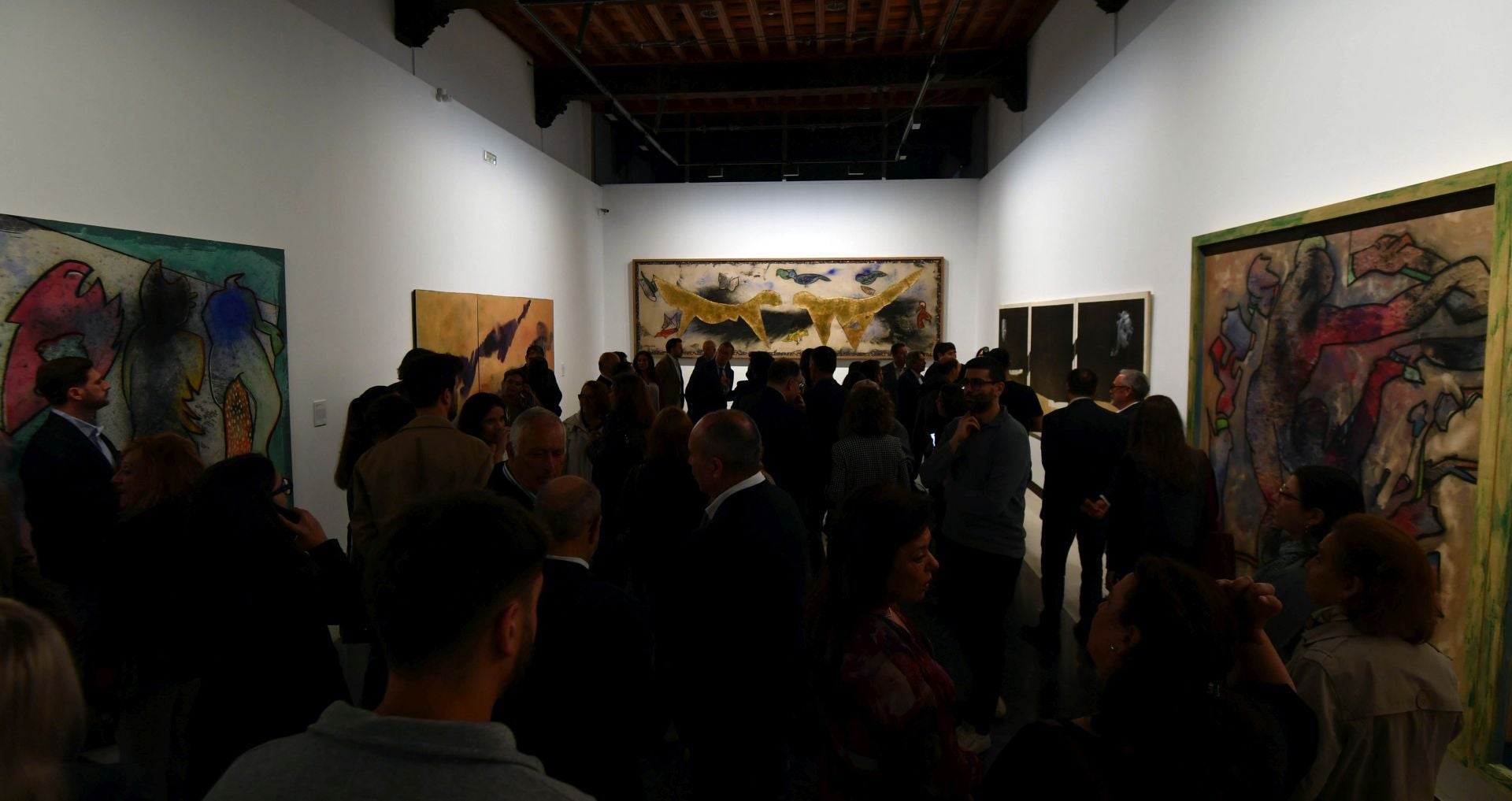 Cristóbal Gabarrón celebra su 80 cumpleaños en Las Claras con la exposición &#039;El cristal de la memoria&#039; (1961-2025)&#039;