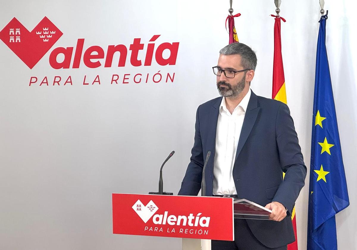 El Ministerio se compromete a construir dos nuevas desaladoras en Águilas y Torrevieja para suplir el recorte al Trasvase