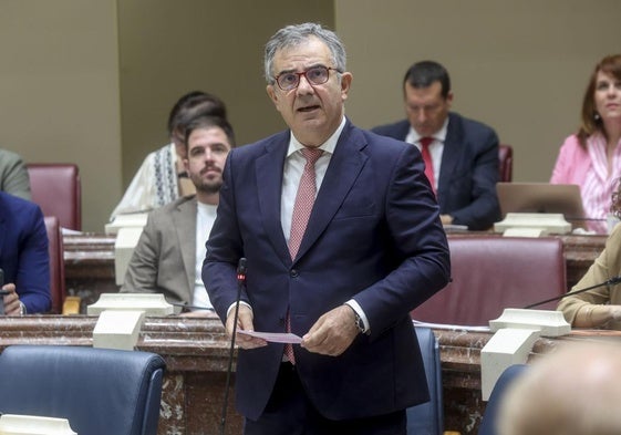 Juan María Vázquez, este viernes, en la sesión de control de la Asamblea.