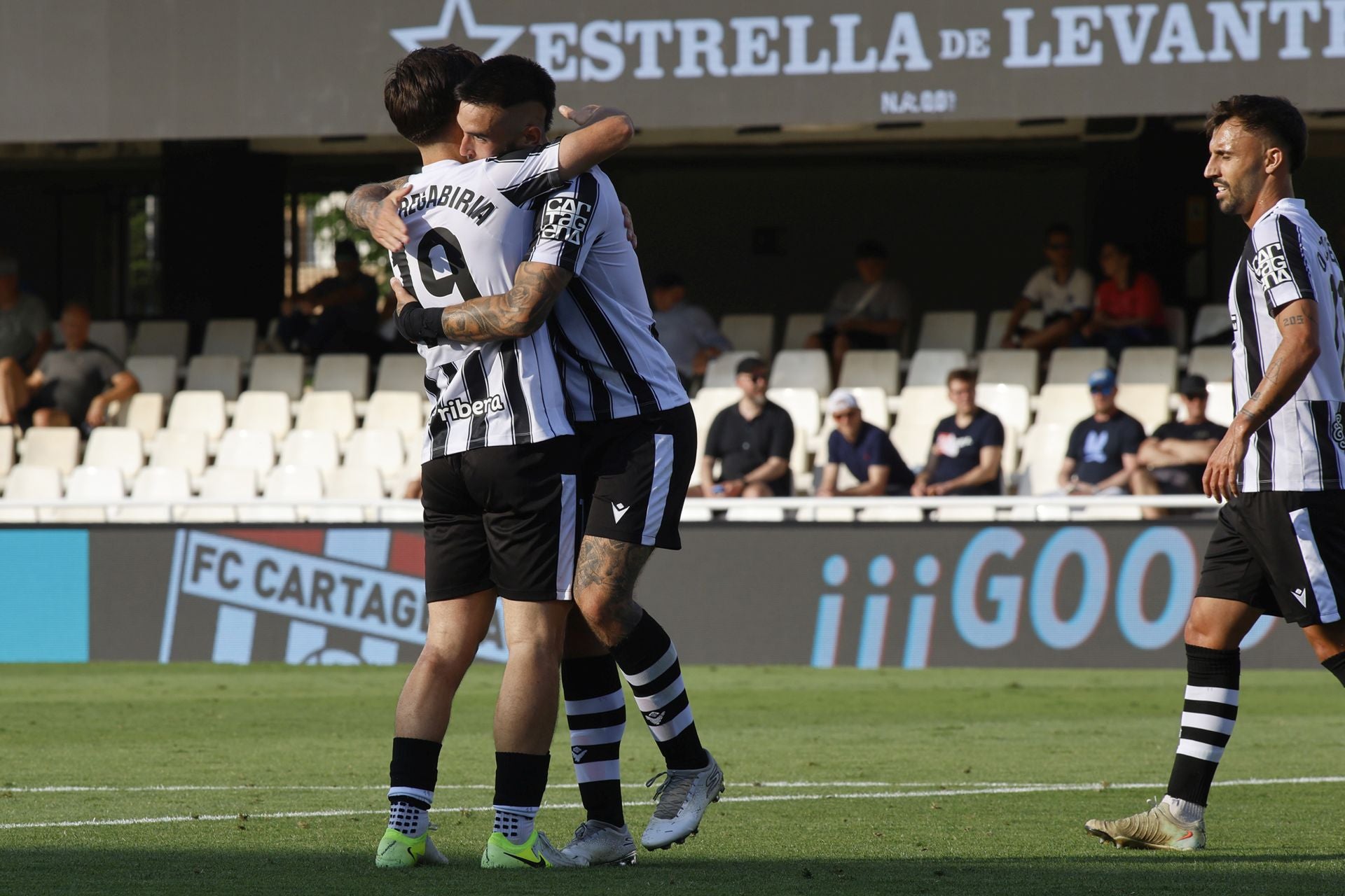 La victoria del Cartagena frente al Tenerife, en imágenes