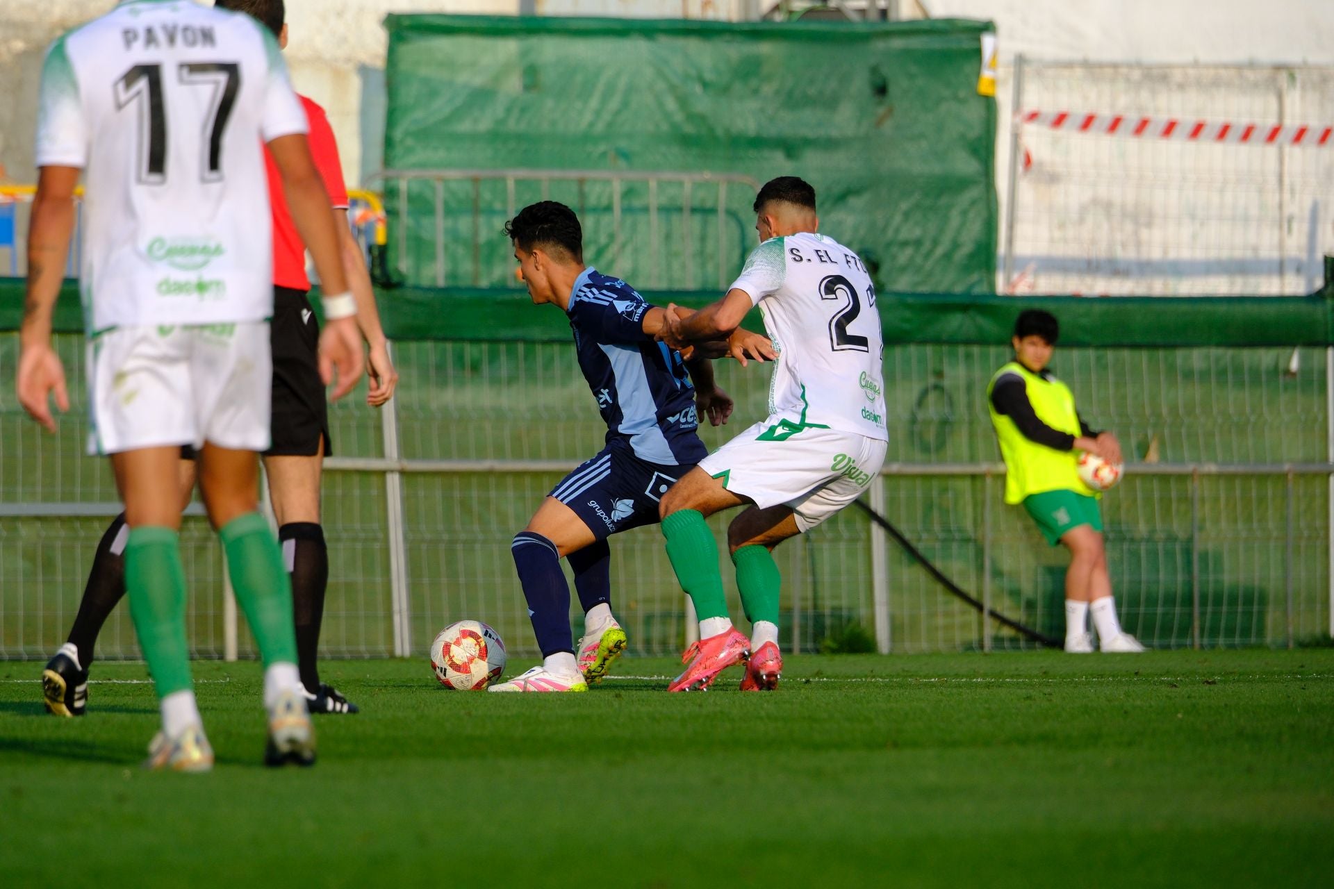 El empate del Real Murcia frente al Atlético Sanluqueño, en imágenes
