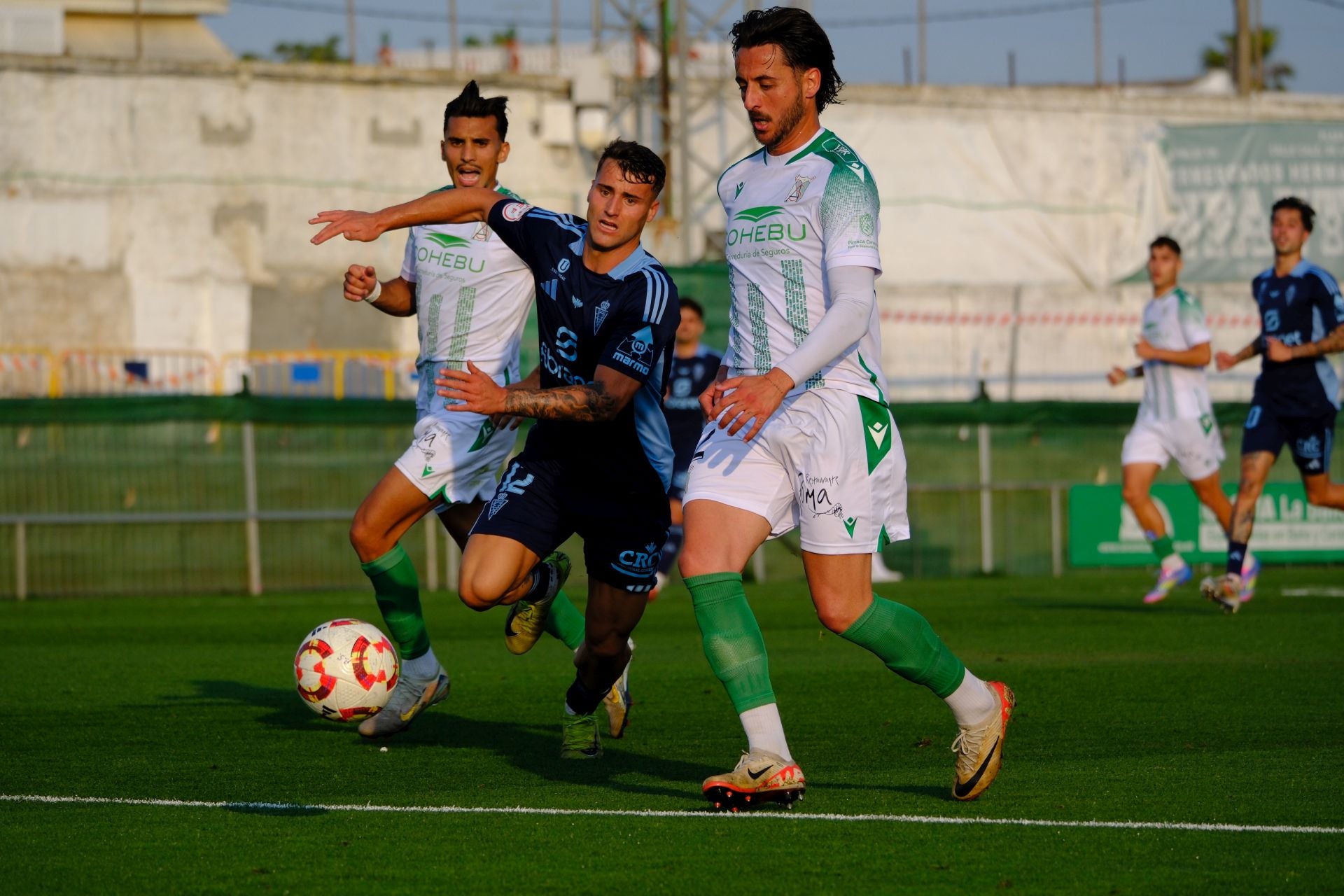 El empate del Real Murcia frente al Atlético Sanluqueño, en imágenes