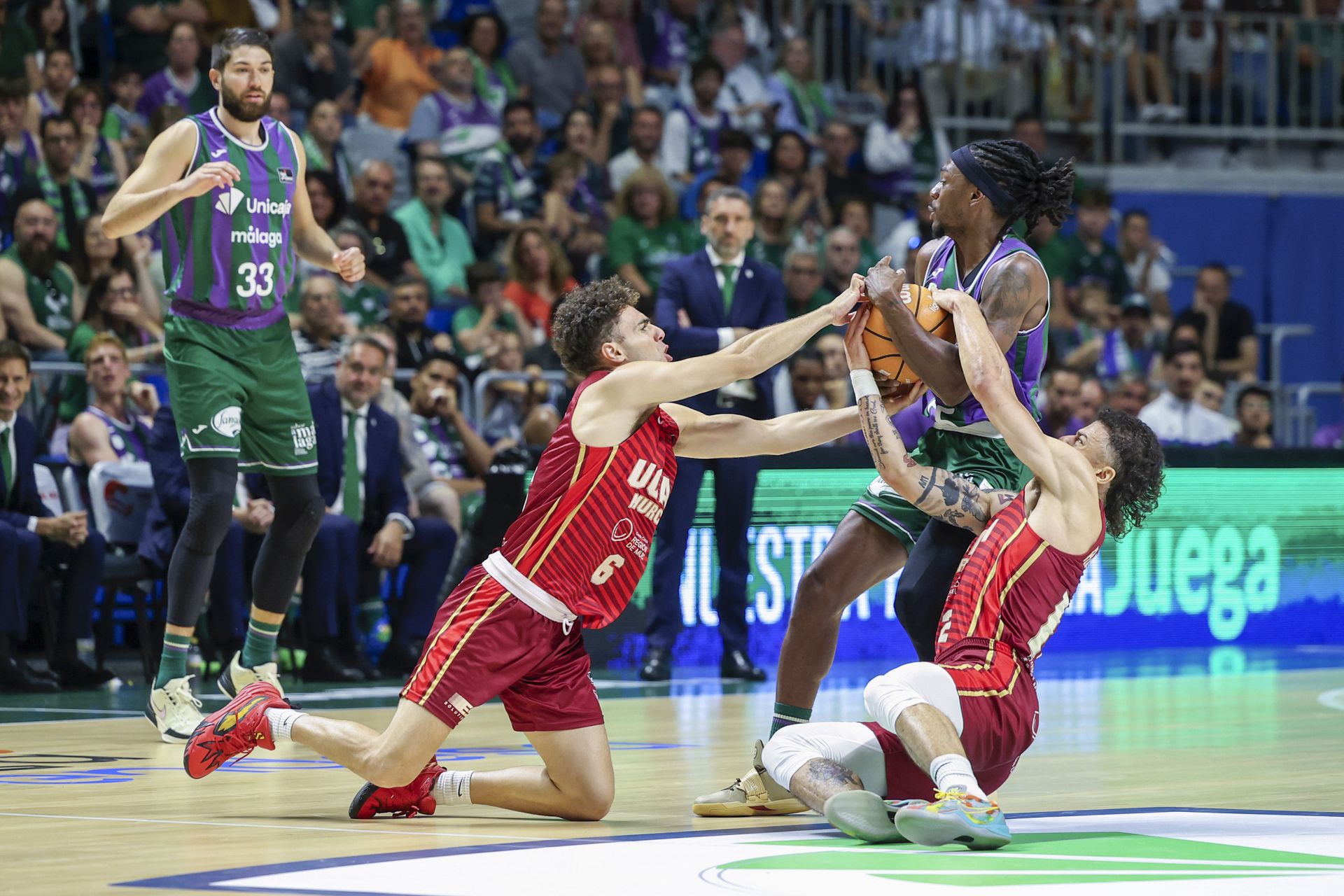 El partido del UCAM Murcia contra el Unicaja, en imágenes