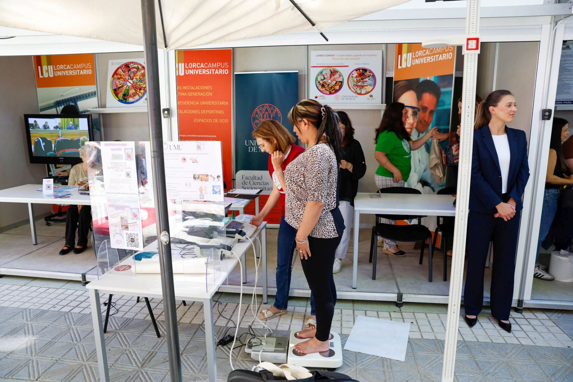 La Feria de la Salud de Lorca, en imágenes