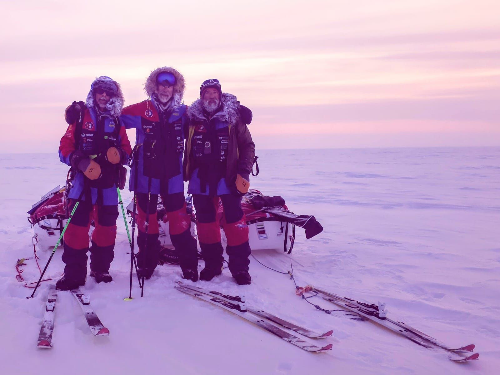 La expedición del santomerano Quitín Mira en el Ártico canadiense, en imágenes