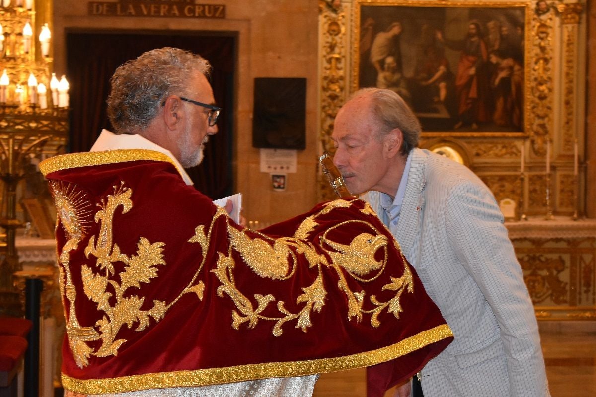 El inmunólogo y teólogo edgardo carosella peregrina a la vera cruz de caravaca | la verdad