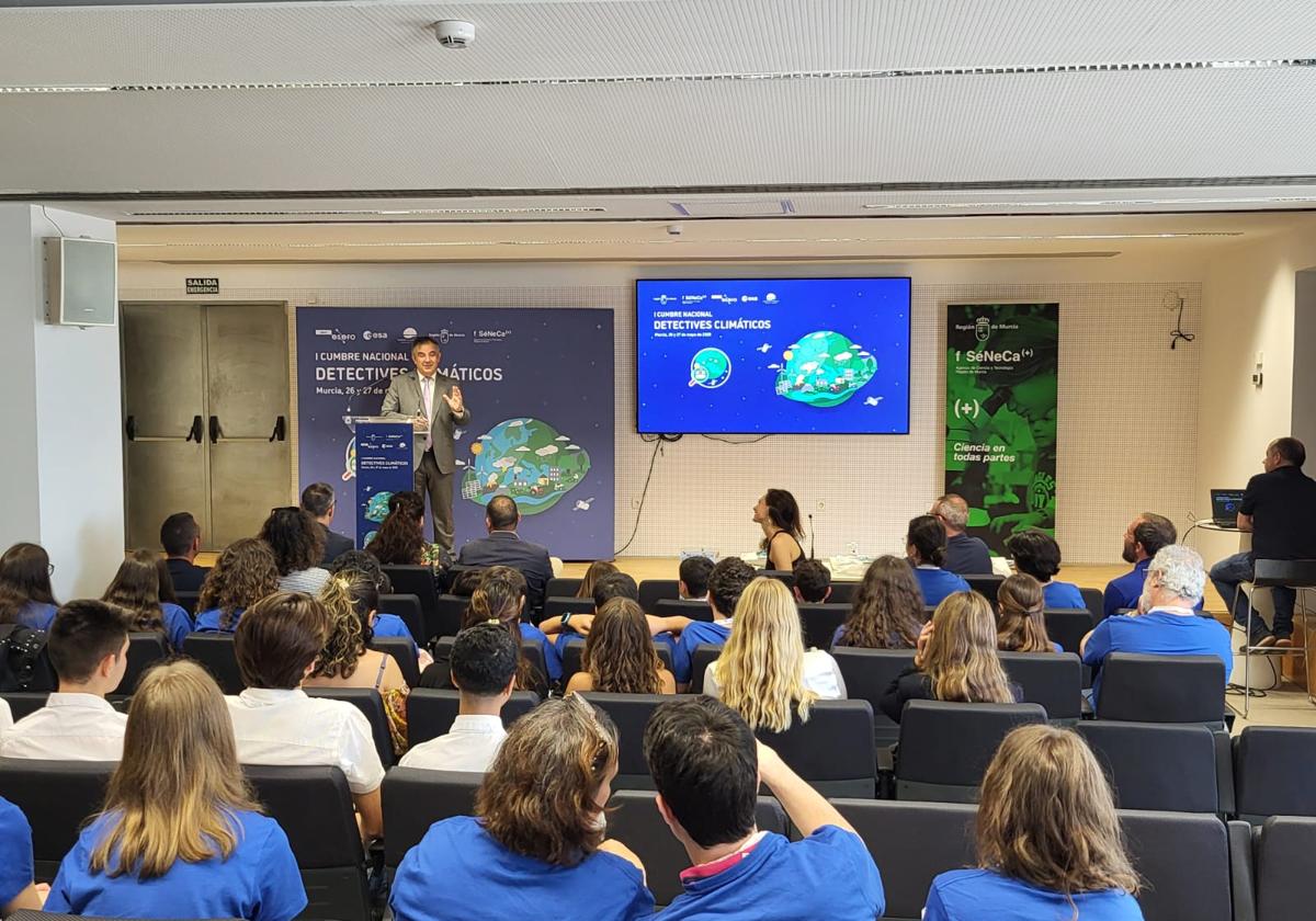 La primera cumbre de 'detectives climáticos' reúne en murcia a estudiantes de toda españa | la verdad