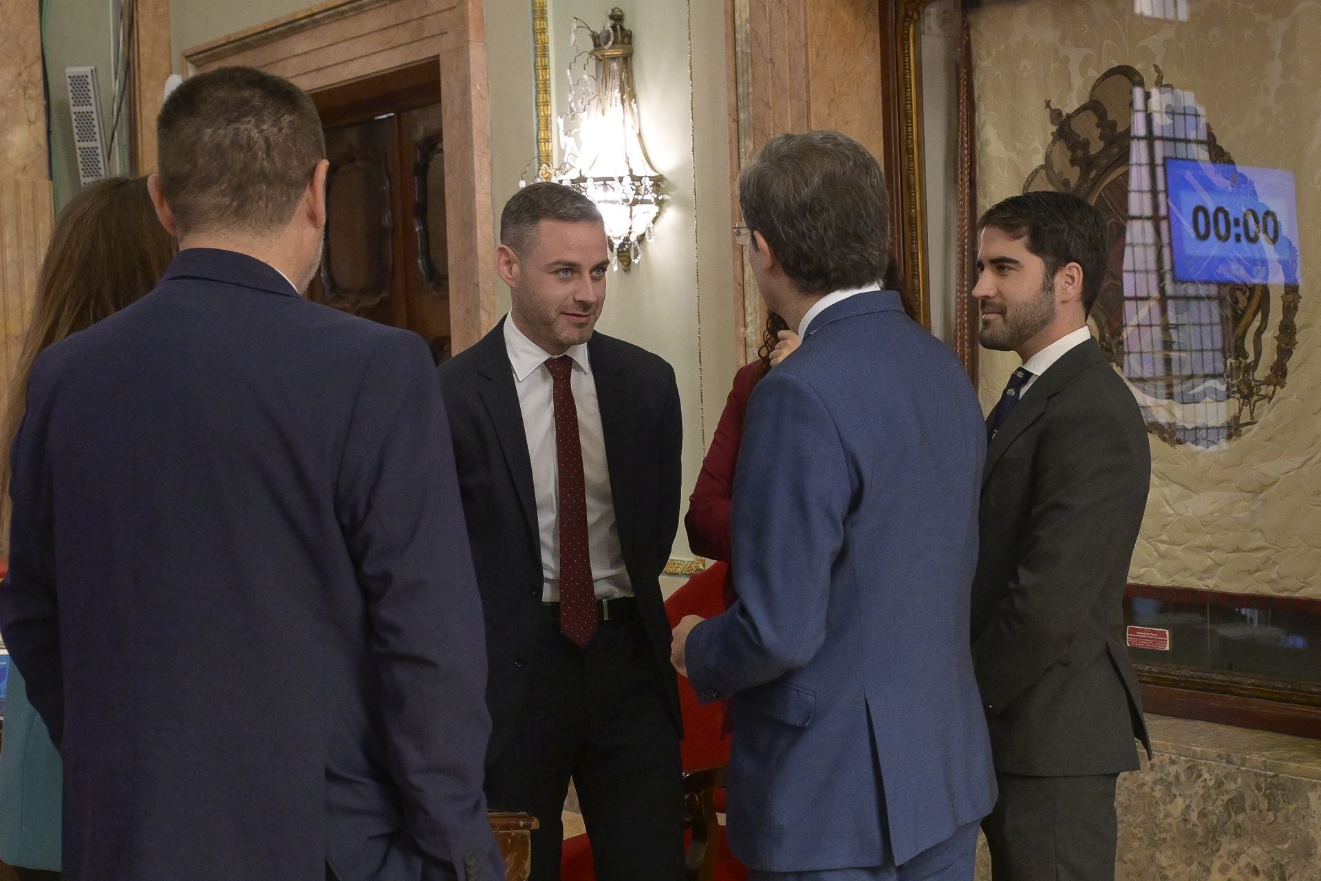 El Pleno del Ayuntamiento de Murcia del mes de mayo, en imágenes