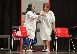 Protagonistas del montaje 'Locas'.