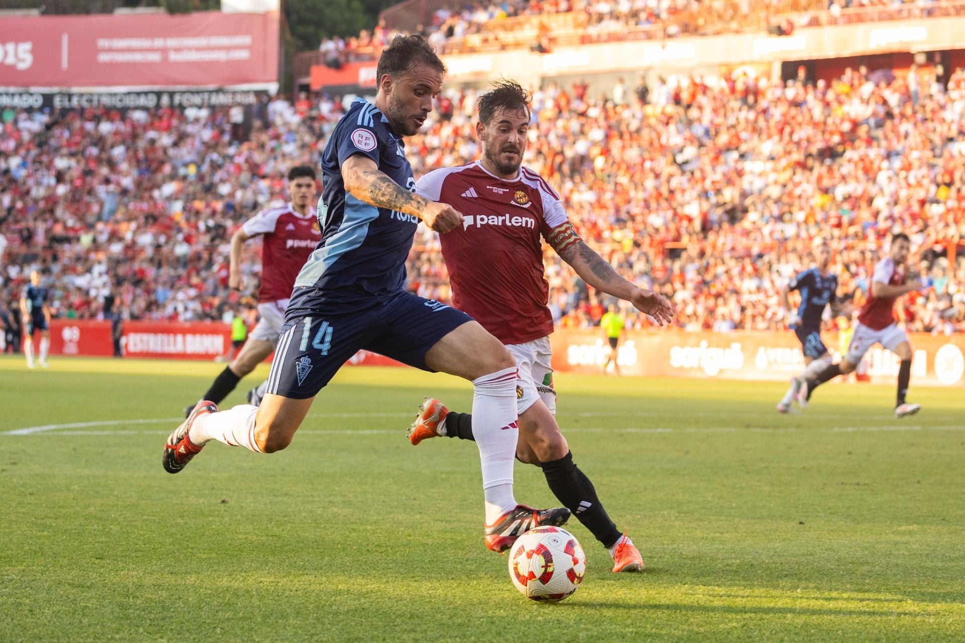 El empate del Real Murcia contra el Nàstic, en imágenes