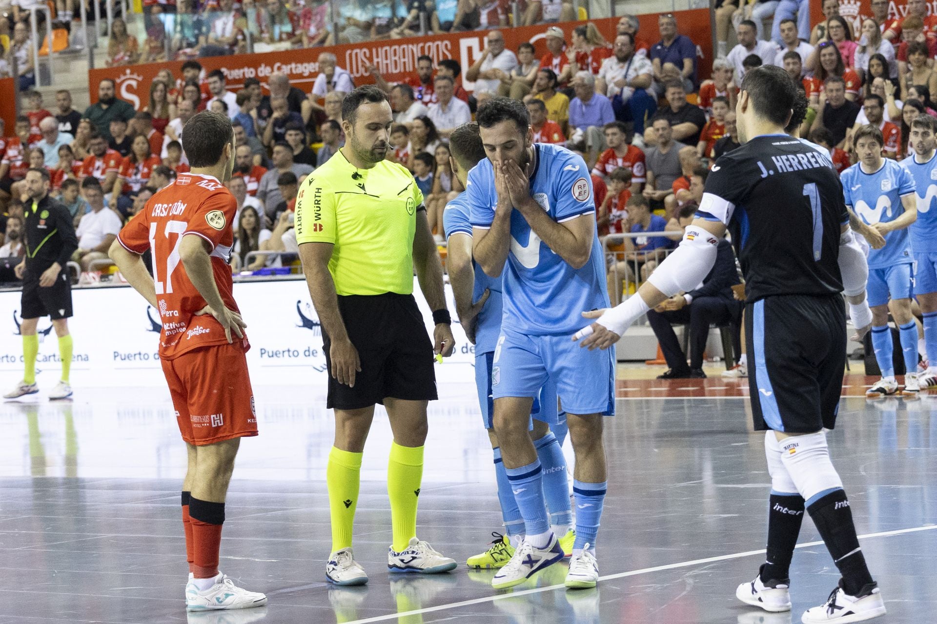 Las imágenes de la victoria del Jimbee Cartagena ante Inter Movistar