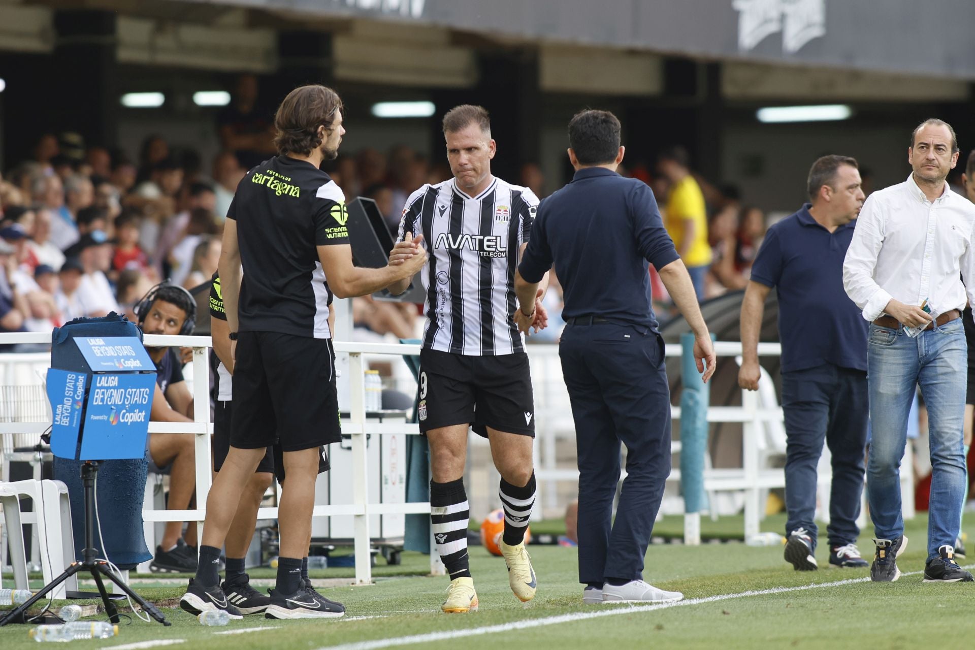 La derrota del Cartagena frente al Mirandés, en imágenes