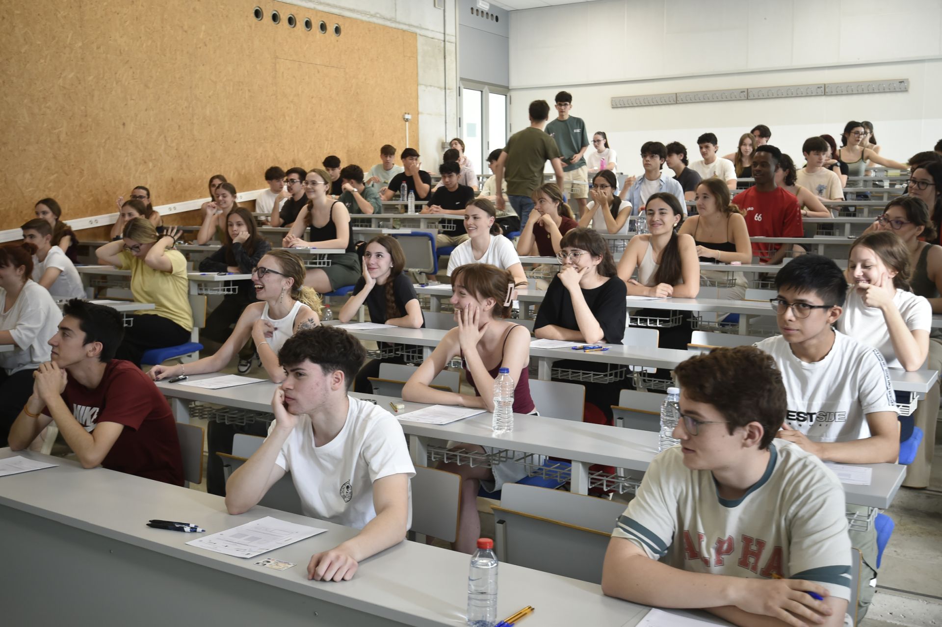 Los alumnos de la Región de Murcia afrontan los primeros exámenes de la PAU, en imágenes