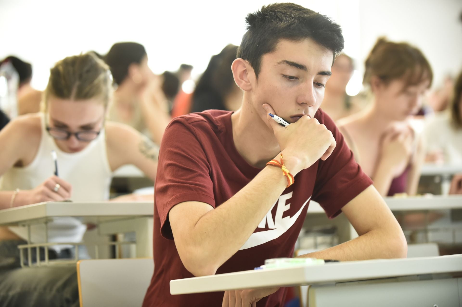 Los alumnos de la Región de Murcia afrontan los primeros exámenes de la PAU, en imágenes