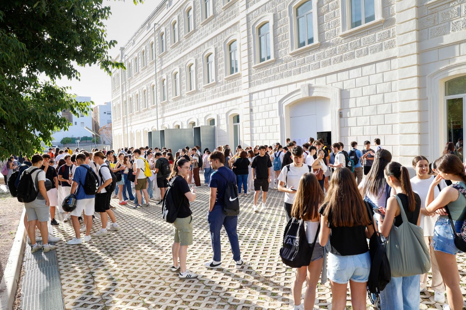 Los alumnos de la Región de Murcia afrontan los primeros exámenes de la PAU, en imágenes