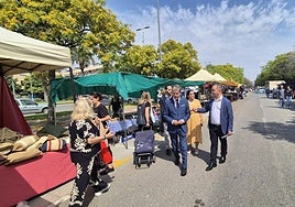 Visita al mercadillo de Santiago y Zaraíche.