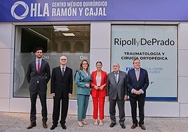El doctor Manuel Sanz, el doctor Pedro Luis Ripoll, Carmen Medina, Silvia Pozo, el doctor Gregorio Medina y Valeriano Torres durante la inauguración.