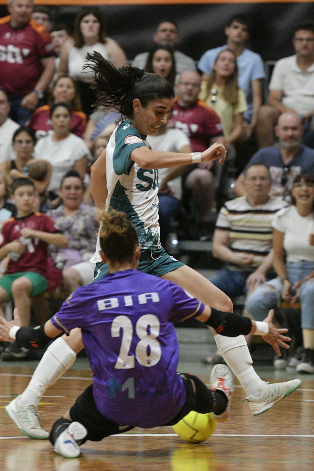 El STV Roldán tumba al Torreblanca (4-4), en imágenes