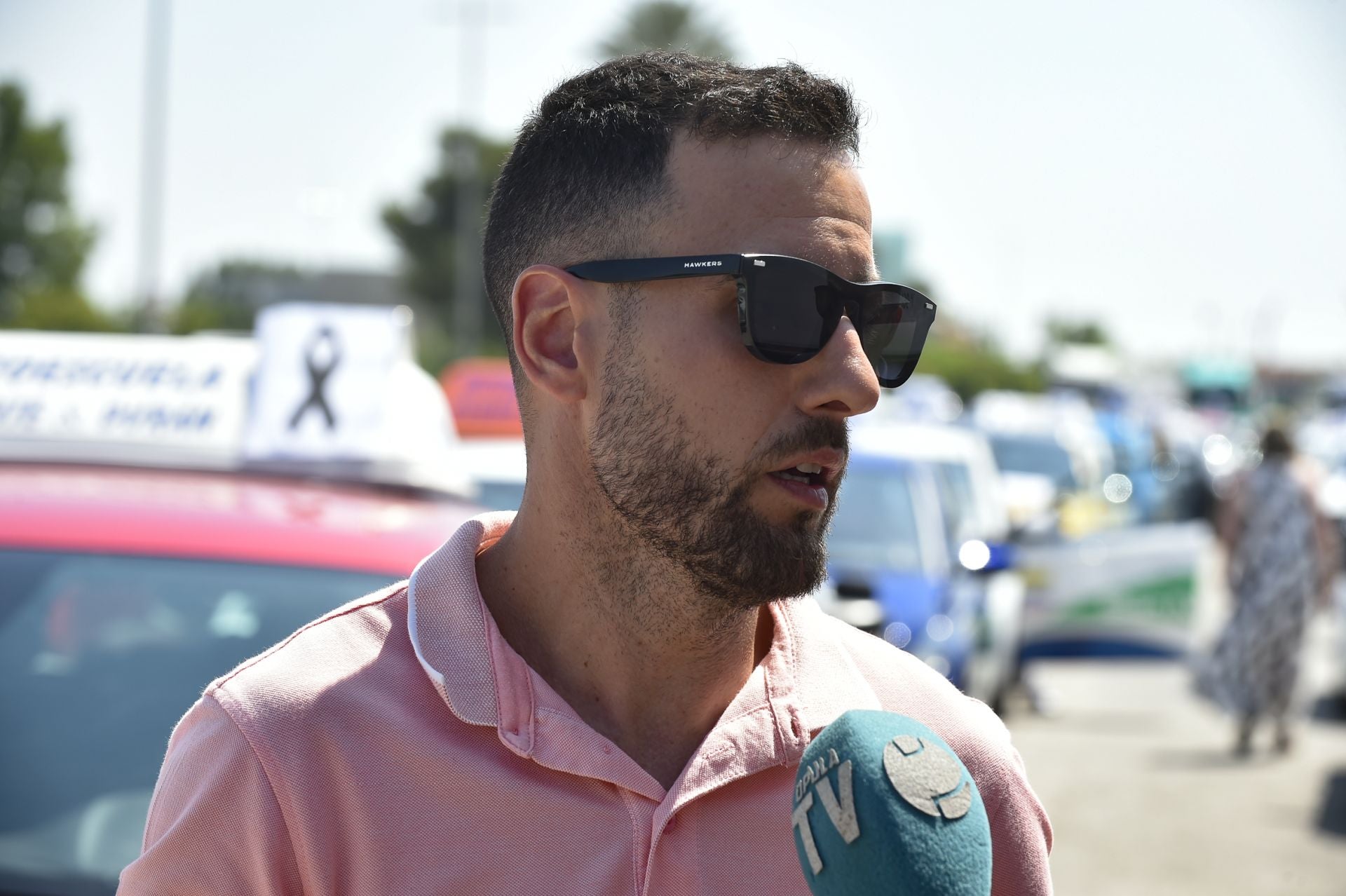 La protesta de autoescuelas de Murcia, en imágenes