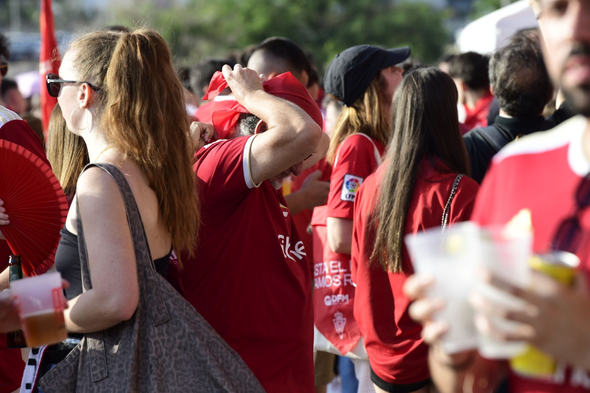 El ambiente previo al Real Murcia - Nàstic, en imágenes