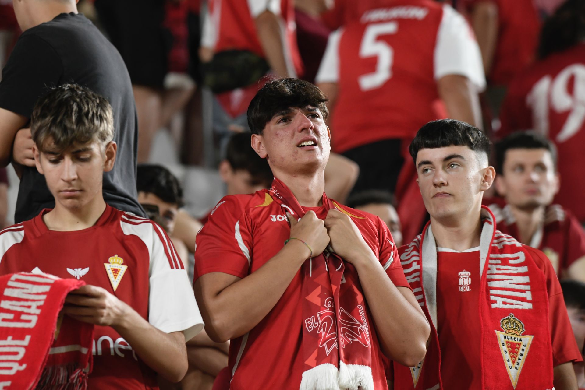 La derrota del Real Murcia frente al Nàstic, en imágenes