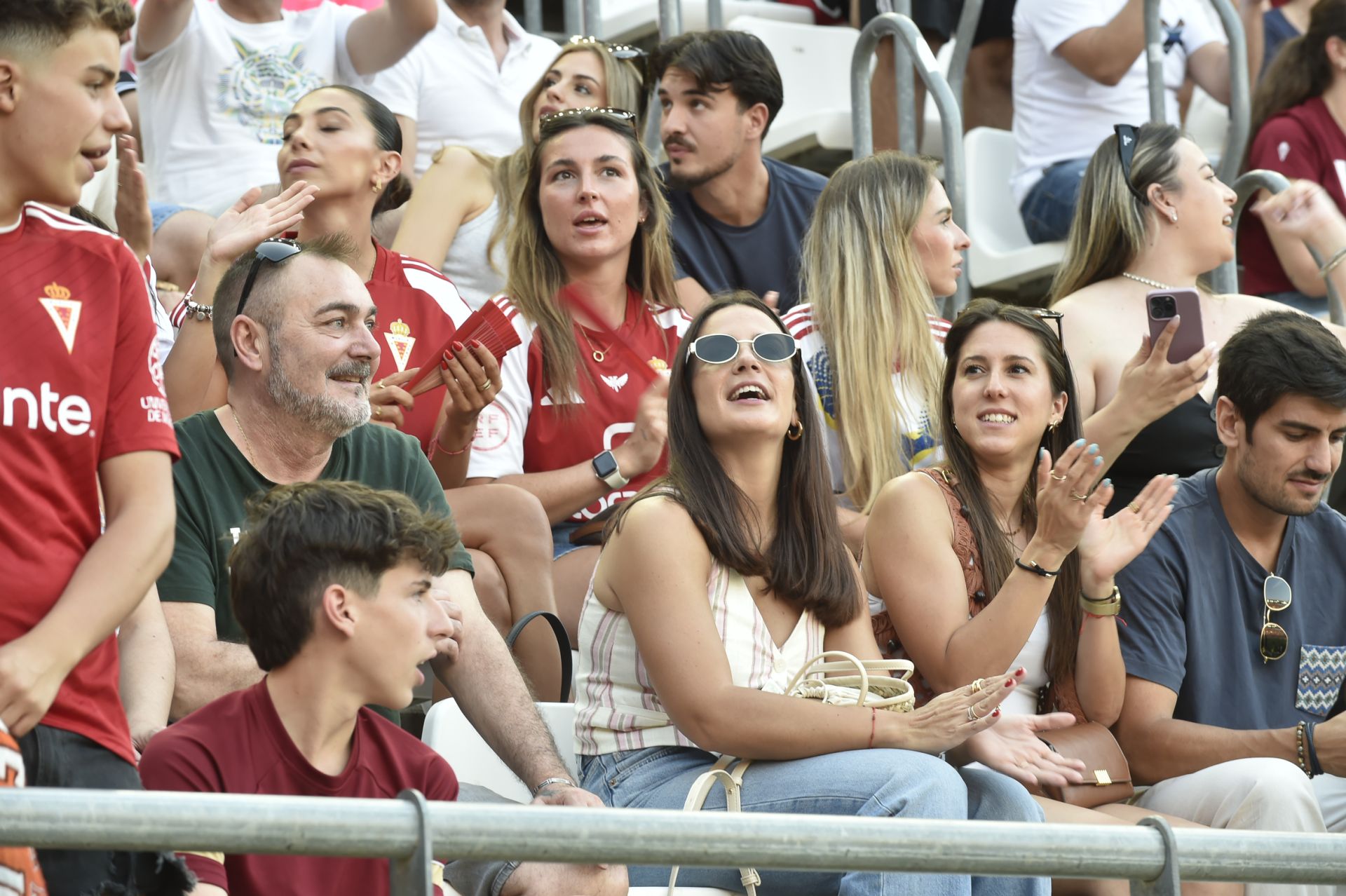 La derrota del Real Murcia frente al Nàstic, en imágenes