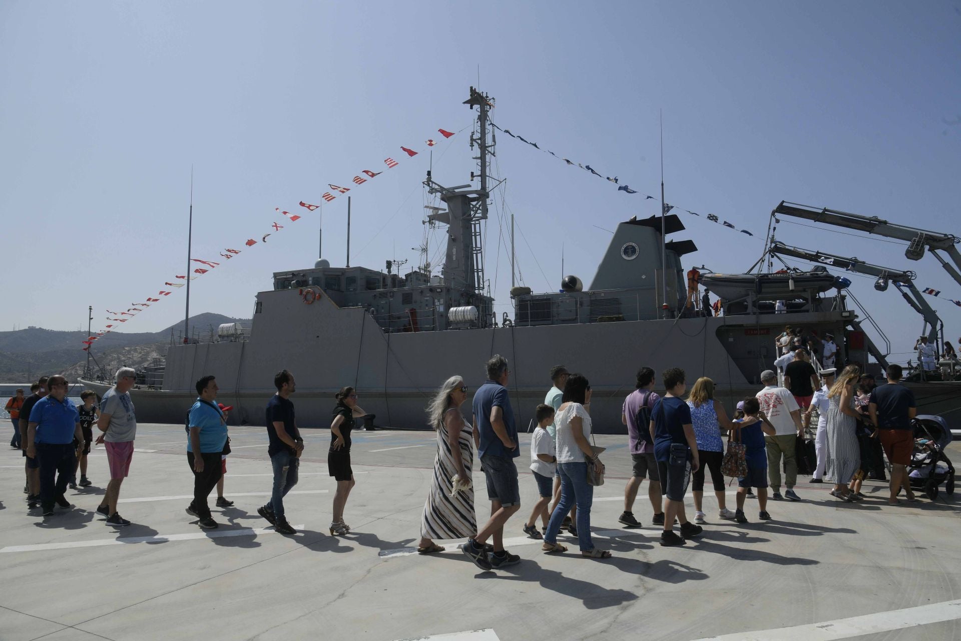 Día de las Fuerzas Armadas en Cartagena, en imágenes