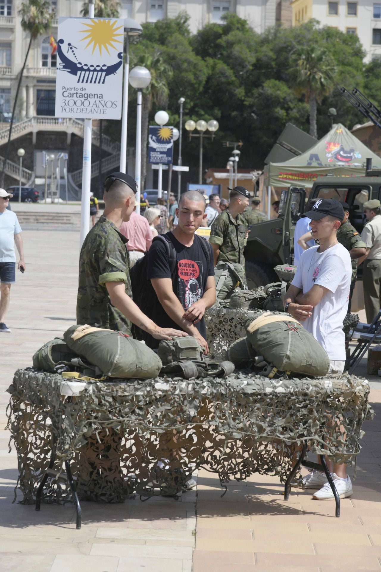 Día de las Fuerzas Armadas en Cartagena, en imágenes