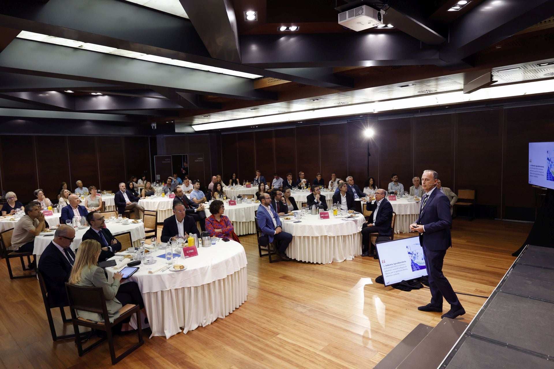 La VII Jornada Agroalimentaria, en imágenes