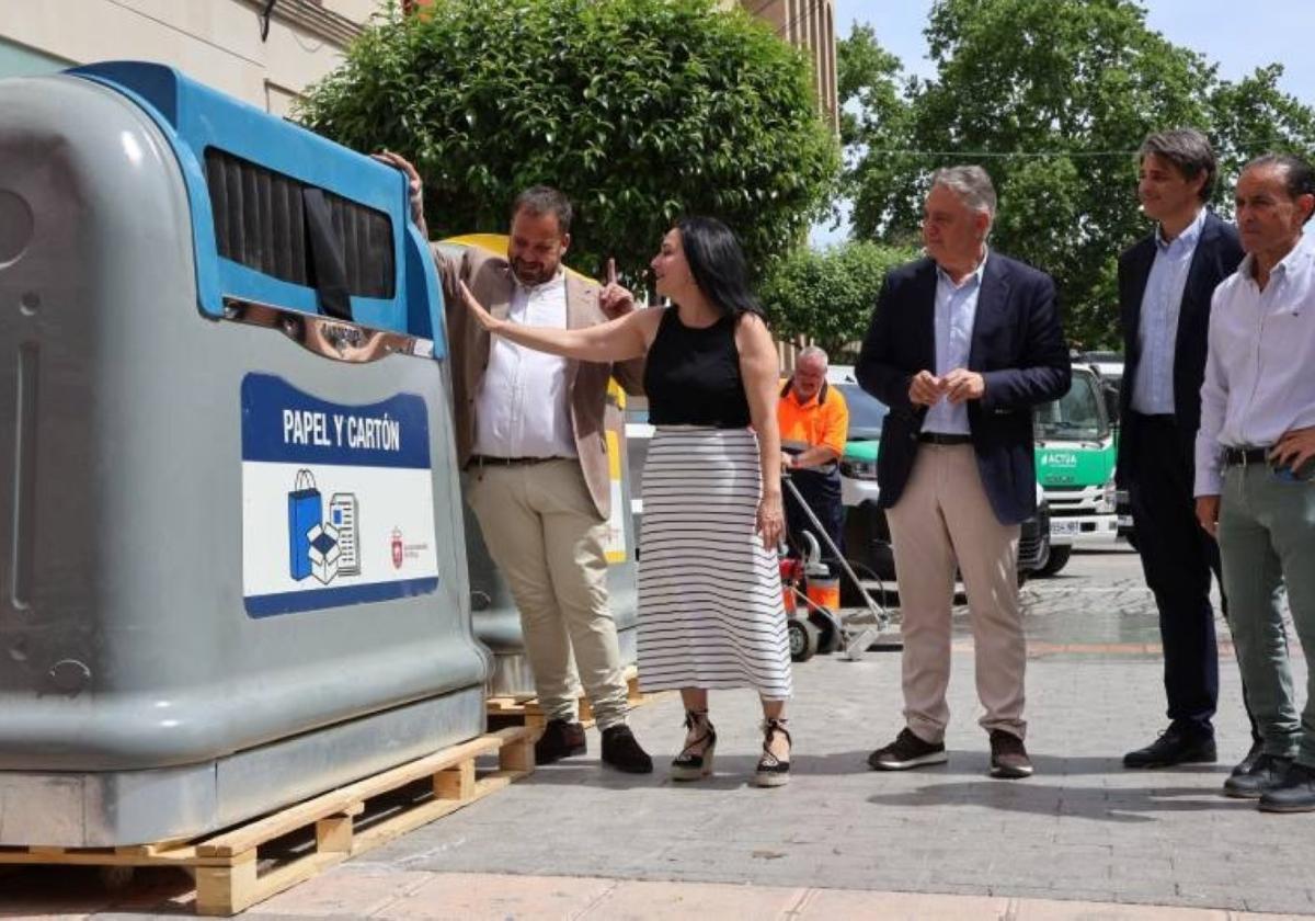 Duplican el presupuesto para las labores de limpieza viaria en Yecla con 4,3 millones al año