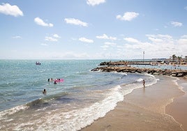 Imagen de archivo de la playa de El Cura en Torrevieja, donde se ha producido el suceso.
