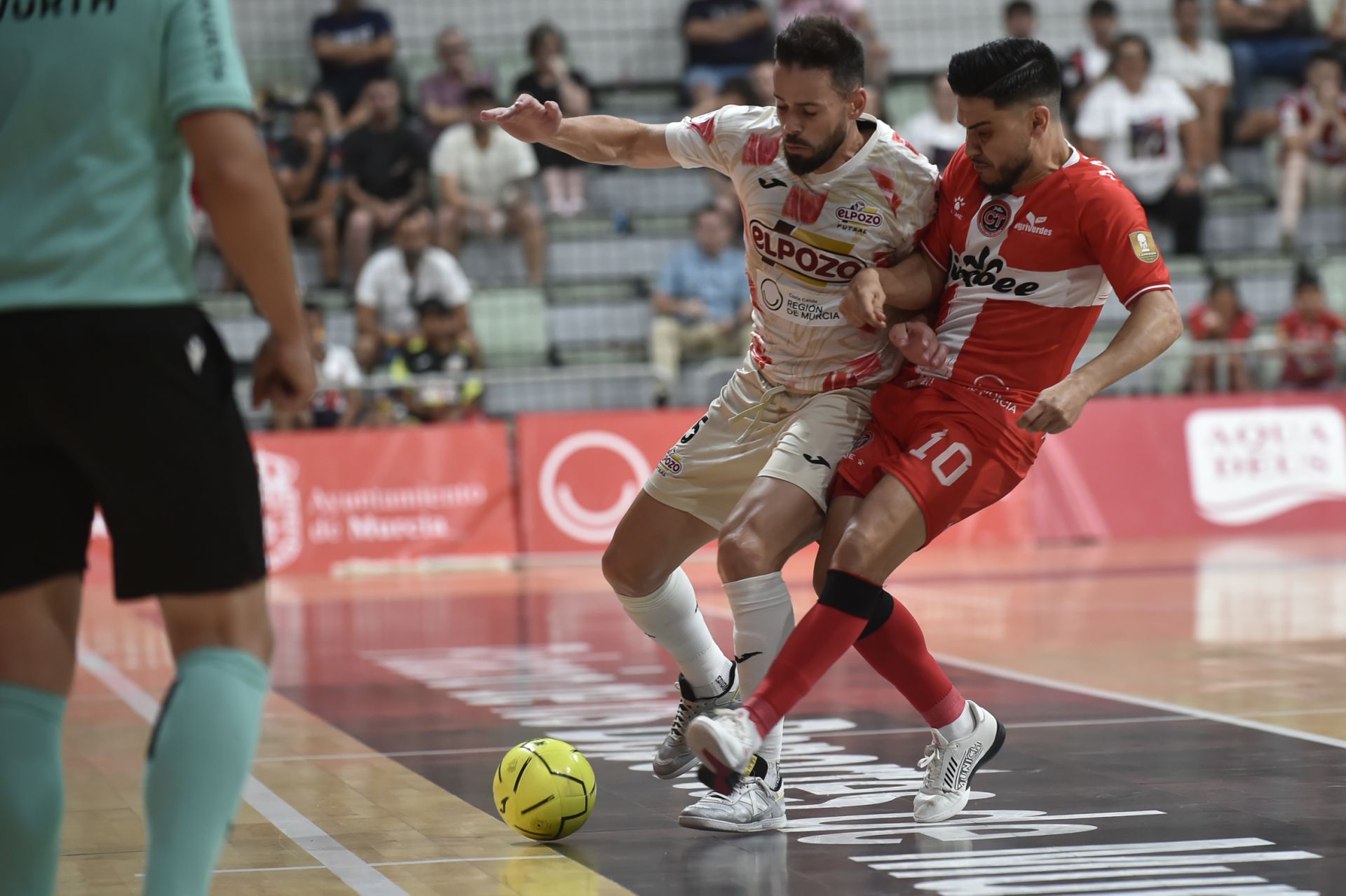 Las imágenes de ElPozo - Jimbee (3-2)