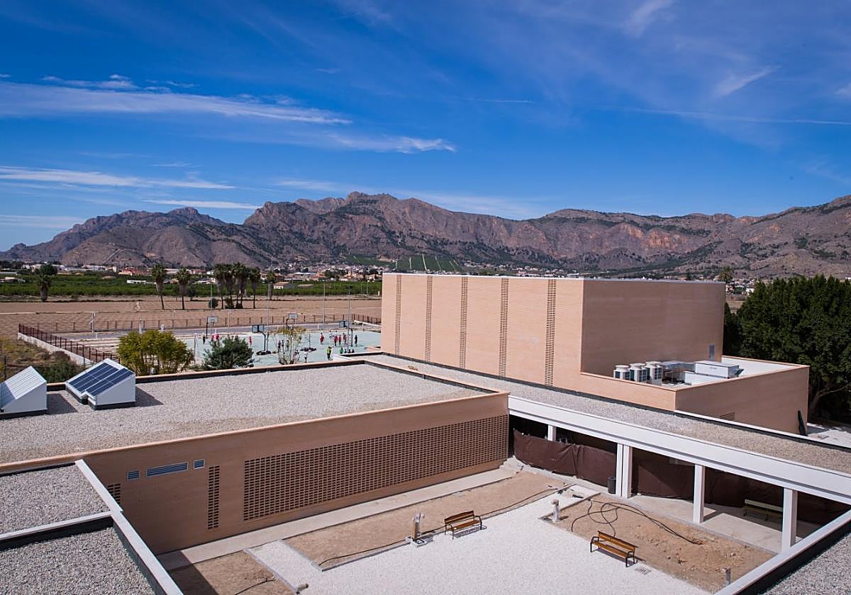Vista de las instalaciones del IES Tháder de Orihuela.