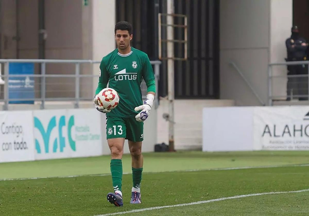 Álex Lázaro, en un partido de esta temporada.