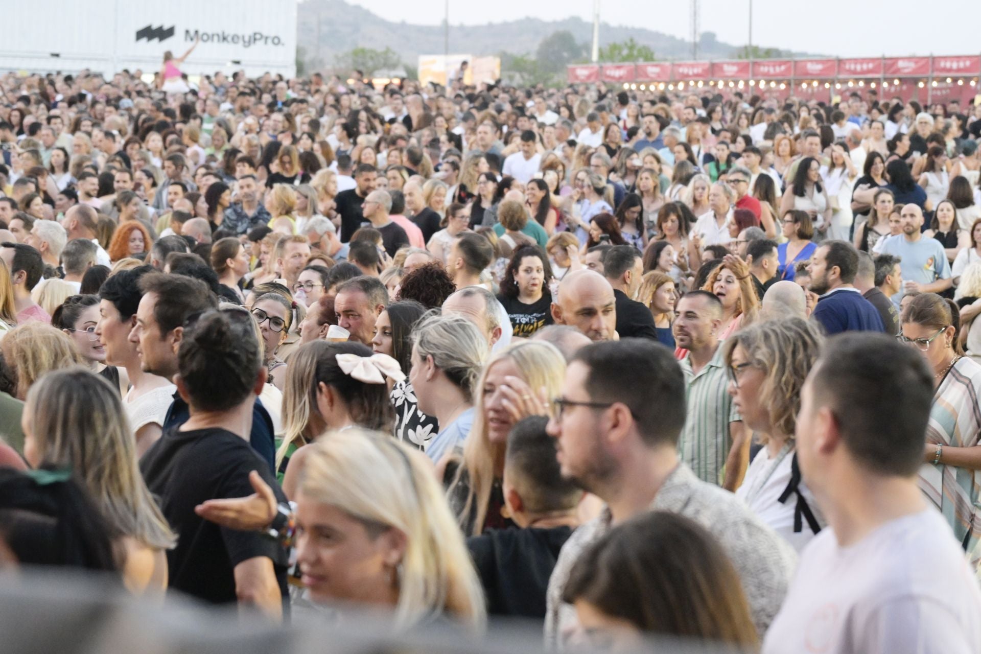 El concierto de Manuel Carrasco en Murcia, en imágenes