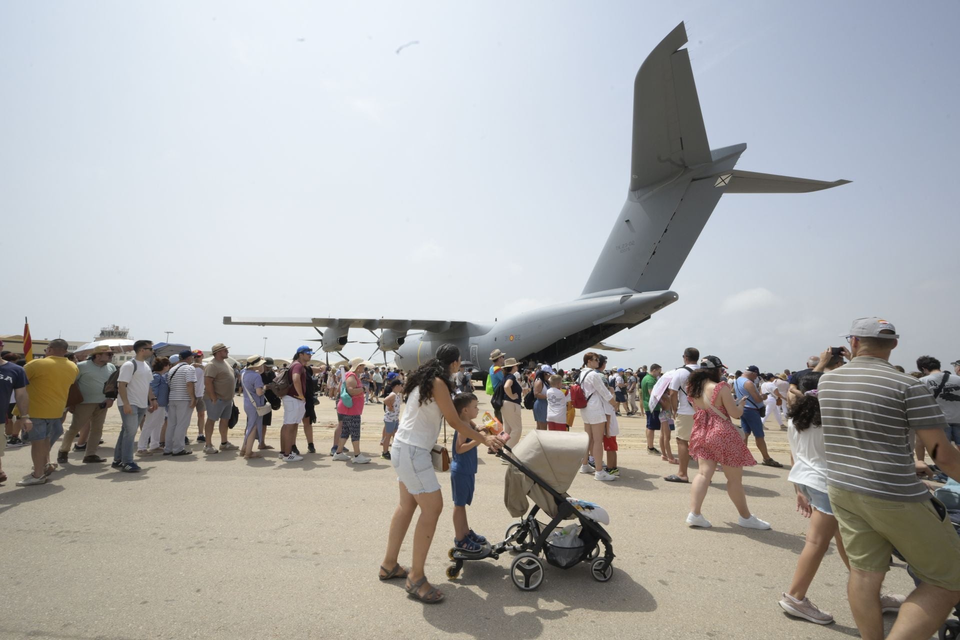 Las imágenes de la exhibición de aviones del festival Aire 25