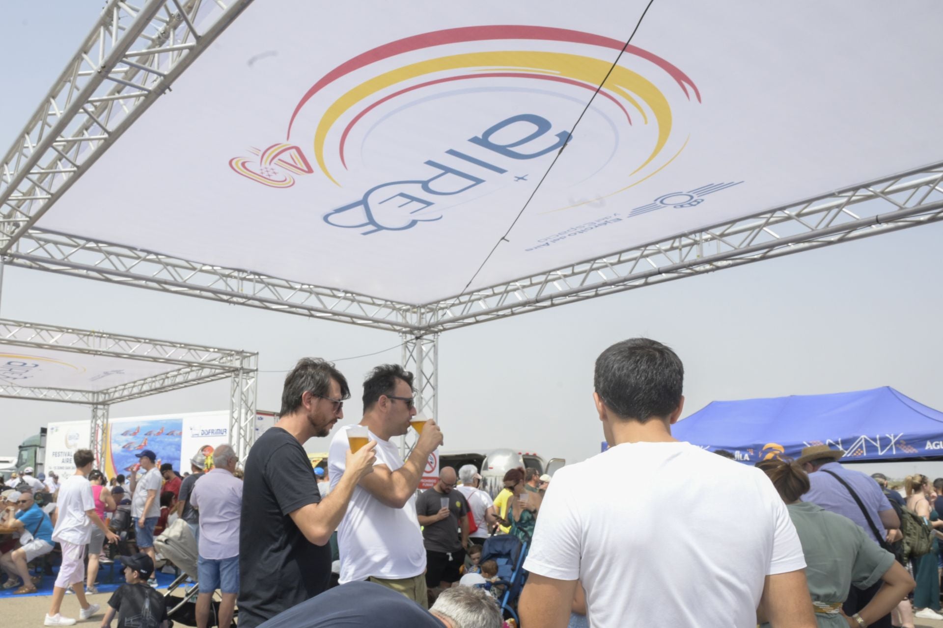 Las imágenes de la exhibición de aviones del festival Aire 25