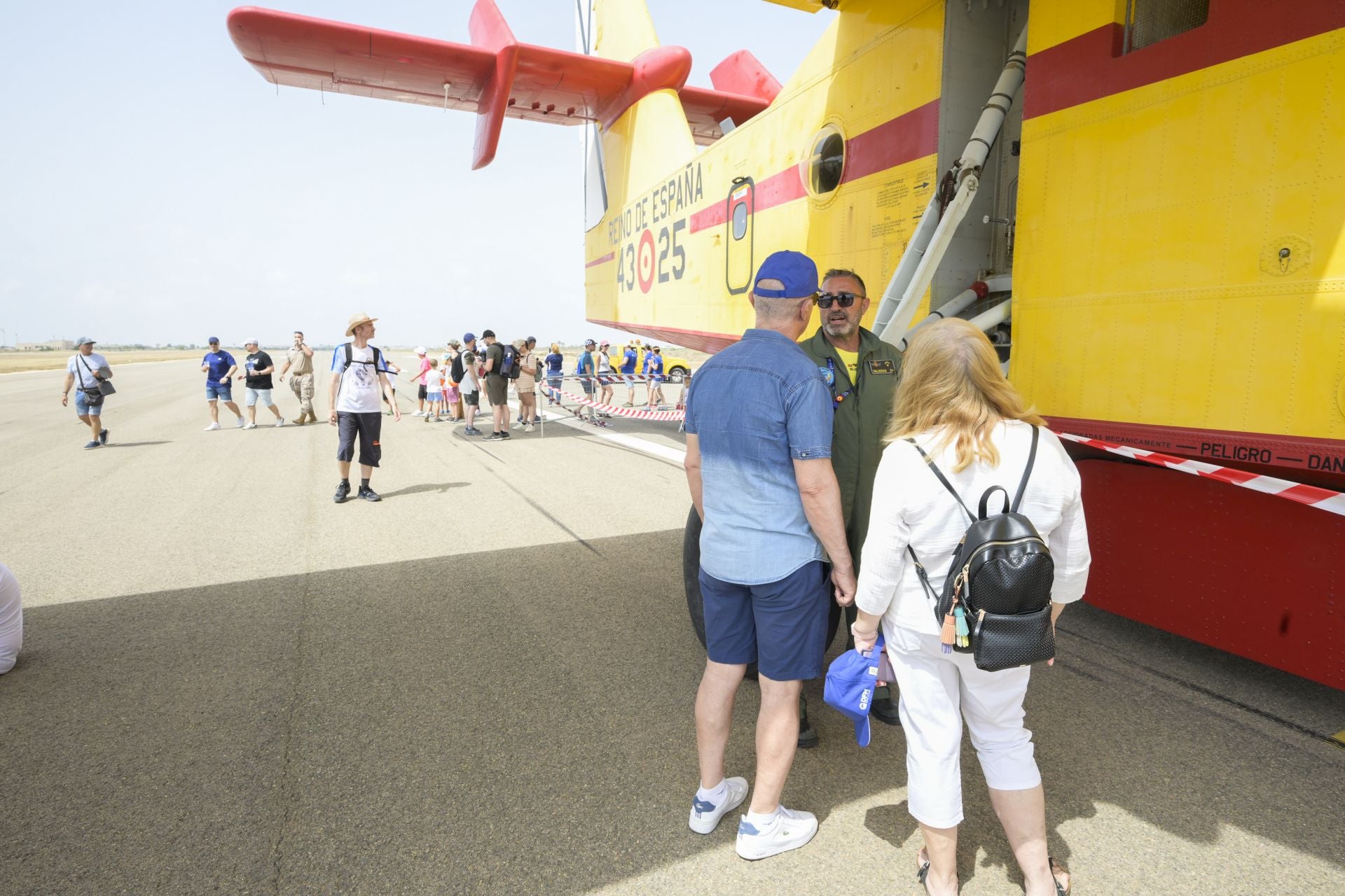 Las imágenes de la exhibición de aviones del festival Aire 25