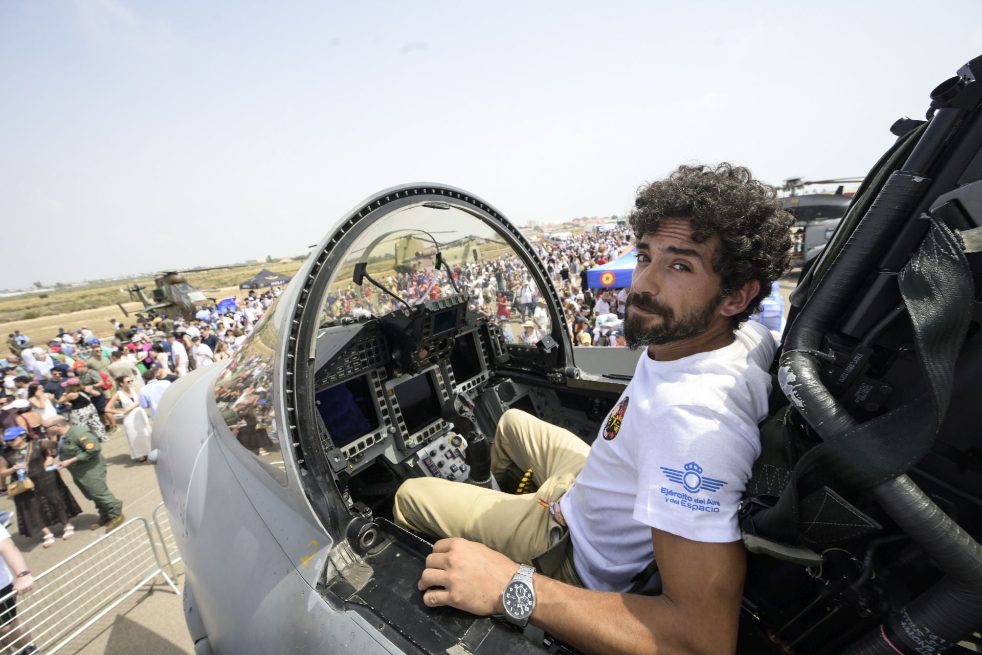Las imágenes de la exhibición de aviones del festival Aire 25