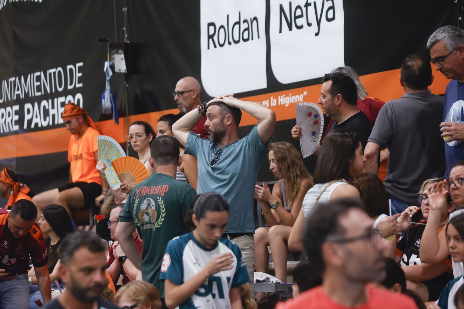 Las imágenes del partido entre el STV Roldán y el Futsi Navalcarnero